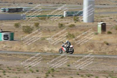 media/Apr-20-2025-AHRMA (Sun) [[393a79c373]]/Race/Group 11 early race/Turn 4b/